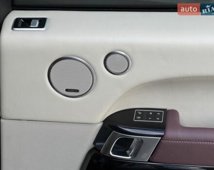 Чорний Ленд Ровер Рендж Ровер, об'ємом двигуна 4.4 л та пробігом 221 тис. км за 28800 $, фото 49 на Automoto.ua