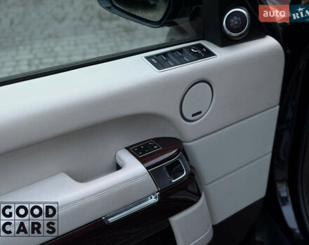 Чорний Ленд Ровер Рендж Ровер, об'ємом двигуна 2.99 л та пробігом 132 тис. км за 39000 $, фото 16 на Automoto.ua