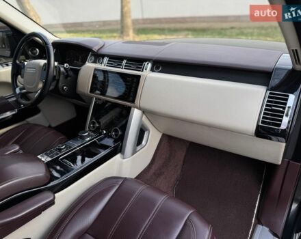 Чорний Ленд Ровер Рендж Ровер, об'ємом двигуна 4.4 л та пробігом 221 тис. км за 28800 $, фото 12 на Automoto.ua