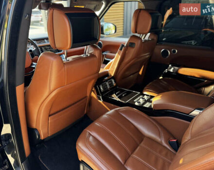 Ленд Ровер Рендж Ровер 2014 у Житомирі на Automoto.ua Чорний Ленд Ровер Рендж Ровер, об'ємом двигуна 5 л та пробігом 144 тис. км за 38999 $, фото 43 на Automoto.ua