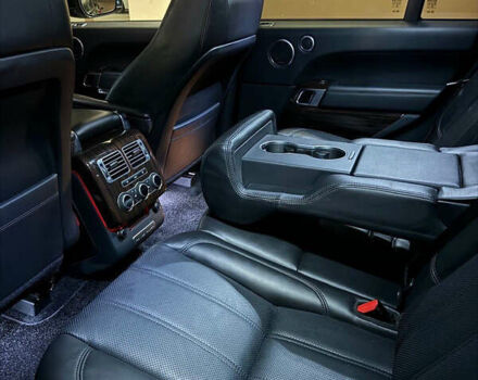 Чорний Ленд Ровер Рендж Ровер, об'ємом двигуна 3 л та пробігом 127 тис. км за 49000 $, фото 4 на Automoto.ua