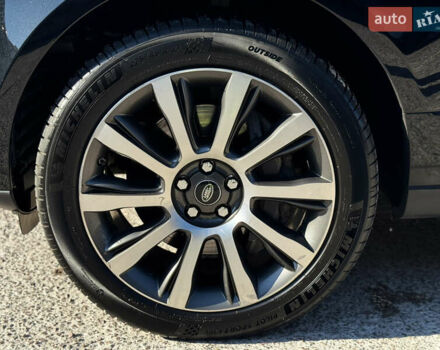 Ленд Ровер Рендж Ровер 2014 у Житомирі на Automoto.ua Чорний Ленд Ровер Рендж Ровер, об'ємом двигуна 5 л та пробігом 144 тис. км за 38999 $, фото 14 на Automoto.ua