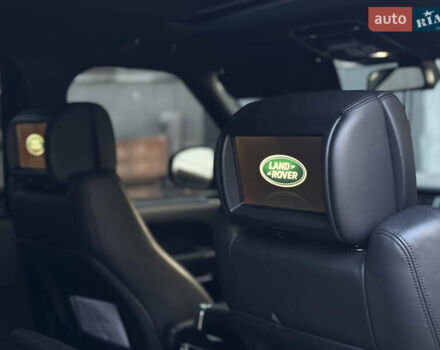 Чорний Ленд Ровер Рендж Ровер, об'ємом двигуна 5 л та пробігом 205 тис. км за 29999 $, фото 29 на Automoto.ua
