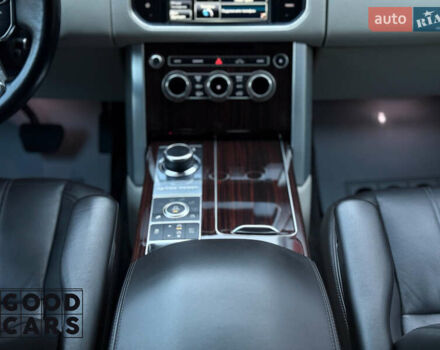 Чорний Ленд Ровер Рендж Ровер, об'ємом двигуна 2.99 л та пробігом 132 тис. км за 39000 $, фото 23 на Automoto.ua