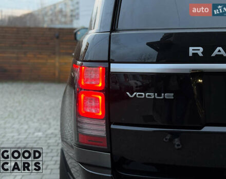 Чорний Ленд Ровер Рендж Ровер, об'ємом двигуна 2.99 л та пробігом 132 тис. км за 39000 $, фото 14 на Automoto.ua