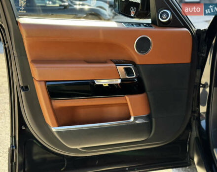 Ленд Ровер Рендж Ровер 2014 у Житомирі на Automoto.ua Чорний Ленд Ровер Рендж Ровер, об'ємом двигуна 5 л та пробігом 144 тис. км за 38999 $, фото 24 на Automoto.ua