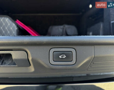 Ленд Ровер Рендж Ровер 2014 у Житомирі на Automoto.ua Чорний Ленд Ровер Рендж Ровер, об'ємом двигуна 5 л та пробігом 144 тис. км за 38999 $, фото 54 на Automoto.ua