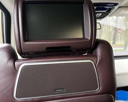 Чорний Ленд Ровер Рендж Ровер, об'ємом двигуна 5 л та пробігом 174 тис. км за 41000 $, фото 31 на Automoto.ua