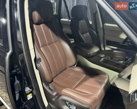 Чорний Ленд Ровер Рендж Ровер, об'ємом двигуна 4.37 л та пробігом 246 тис. км за 32299 $, фото 29 на Automoto.ua