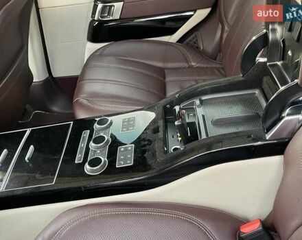 Черный Ленд Ровер Рендж Ровер, объемом двигателя 4.37 л и пробегом 221 тыс. км за 34000 $, фото 12 на Automoto.ua