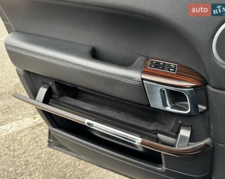 Чорний Ленд Ровер Рендж Ровер, об'ємом двигуна 2.99 л та пробігом 248 тис. км за 27900 $, фото 24 на Automoto.ua