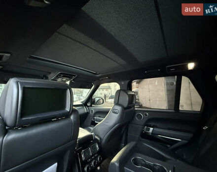 Чорний Ленд Ровер Рендж Ровер, об'ємом двигуна 5 л та пробігом 205 тис. км за 29999 $, фото 24 на Automoto.ua