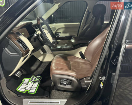 Чорний Ленд Ровер Рендж Ровер, об'ємом двигуна 4.37 л та пробігом 246 тис. км за 32299 $, фото 22 на Automoto.ua