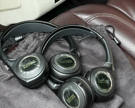 Чорний Ленд Ровер Рендж Ровер, об'ємом двигуна 5 л та пробігом 174 тис. км за 41000 $, фото 32 на Automoto.ua