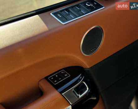 Ленд Ровер Рендж Ровер 2014 у Житомирі на Automoto.ua Чорний Ленд Ровер Рендж Ровер, об'ємом двигуна 5 л та пробігом 144 тис. км за 38999 $, фото 25 на Automoto.ua