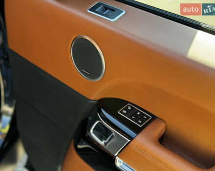 Ленд Ровер Рендж Ровер 2014 у Житомирі на Automoto.ua Чорний Ленд Ровер Рендж Ровер, об'ємом двигуна 5 л та пробігом 144 тис. км за 38999 $, фото 72 на Automoto.ua