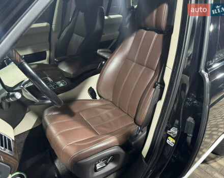 Чорний Ленд Ровер Рендж Ровер, об'ємом двигуна 4.37 л та пробігом 246 тис. км за 32299 $, фото 23 на Automoto.ua