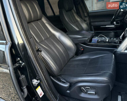 Чорний Ленд Ровер Рендж Ровер, об'ємом двигуна 5 л та пробігом 205 тис. км за 29999 $, фото 25 на Automoto.ua