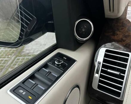 Чорний Ленд Ровер Рендж Ровер, об'ємом двигуна 5 л та пробігом 174 тис. км за 41000 $, фото 65 на Automoto.ua