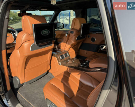 Черный Ленд Ровер Рендж Ровер, объемом двигателя 4.37 л и пробегом 202 тыс. км за 61499 $, фото 31 на Automoto.ua