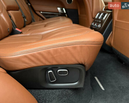 Чорний Ленд Ровер Рендж Ровер, об'ємом двигуна 4.37 л та пробігом 165 тис. км за 37500 $, фото 24 на Automoto.ua