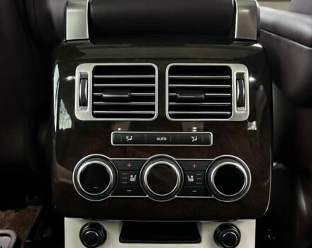 Чорний Ленд Ровер Рендж Ровер, об'ємом двигуна 5 л та пробігом 174 тис. км за 41000 $, фото 28 на Automoto.ua