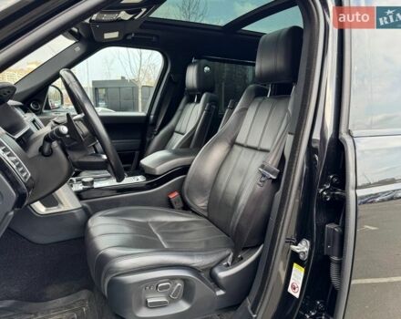 Чорний Ленд Ровер Рендж Ровер, об'ємом двигуна 5 л та пробігом 140 тис. км за 35990 $, фото 9 на Automoto.ua