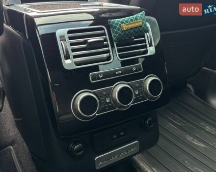 Чорний Ленд Ровер Рендж Ровер, об'ємом двигуна 5 л та пробігом 140 тис. км за 35990 $, фото 38 на Automoto.ua