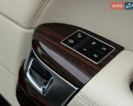 Черный Ленд Ровер Рендж Ровер, объемом двигателя 3 л и пробегом 179 тыс. км за 34900 $, фото 102 на Automoto.ua