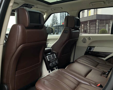 Чорний Ленд Ровер Рендж Ровер, об'ємом двигуна 4.4 л та пробігом 130 тис. км за 50000 $, фото 31 на Automoto.ua