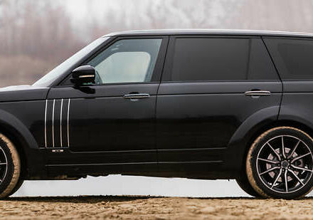 Черный Ленд Ровер Рендж Ровер, объемом двигателя 5 л и пробегом 129 тыс. км за 50000 $, фото 6 на Automoto.ua