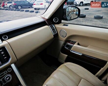 Чорний Ленд Ровер Рендж Ровер, об'ємом двигуна 3 л та пробігом 124 тис. км за 35000 $, фото 15 на Automoto.ua