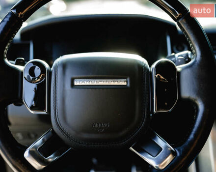 Чорний Ленд Ровер Рендж Ровер, об'ємом двигуна 5 л та пробігом 106 тис. км за 44900 $, фото 6 на Automoto.ua