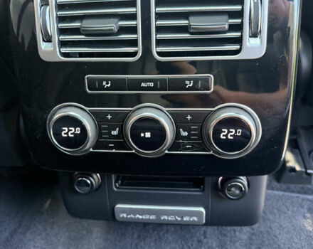 Чорний Ленд Ровер Рендж Ровер, об'ємом двигуна 3 л та пробігом 248 тис. км за 25900 $, фото 63 на Automoto.ua