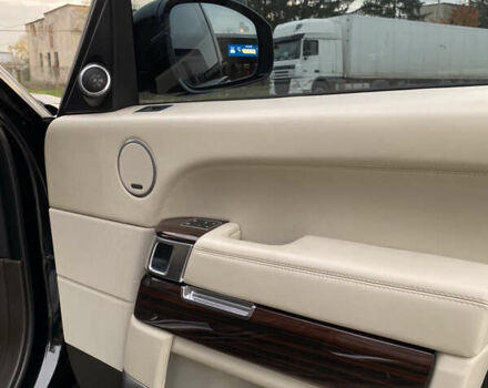 Чорний Ленд Ровер Рендж Ровер, об'ємом двигуна 4.4 л та пробігом 130 тис. км за 50000 $, фото 37 на Automoto.ua