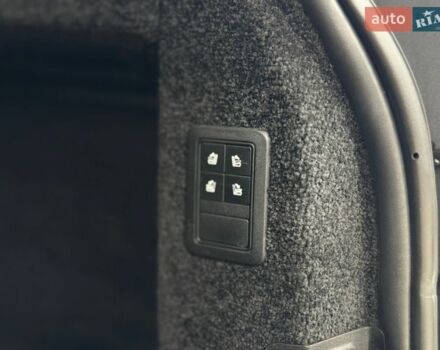 Черный Ленд Ровер Рендж Ровер, объемом двигателя 3 л и пробегом 179 тыс. км за 34900 $, фото 136 на Automoto.ua