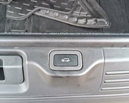 Чорний Ленд Ровер Рендж Ровер, об'ємом двигуна 2.99 л та пробігом 150 тис. км за 39500 $, фото 32 на Automoto.ua