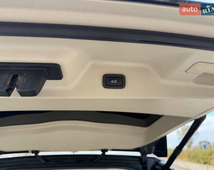 Чорний Ленд Ровер Рендж Ровер, об'ємом двигуна 3 л та пробігом 225 тис. км за 44000 $, фото 16 на Automoto.ua