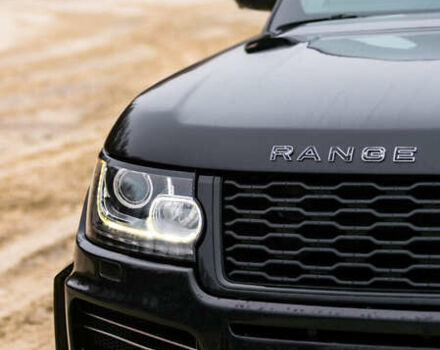 Черный Ленд Ровер Рендж Ровер, объемом двигателя 5 л и пробегом 129 тыс. км за 50000 $, фото 1 на Automoto.ua