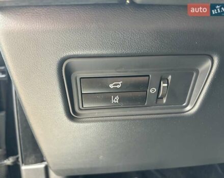 Черный Ленд Ровер Рендж Ровер, объемом двигателя 3 л и пробегом 134 тыс. км за 35500 $, фото 26 на Automoto.ua