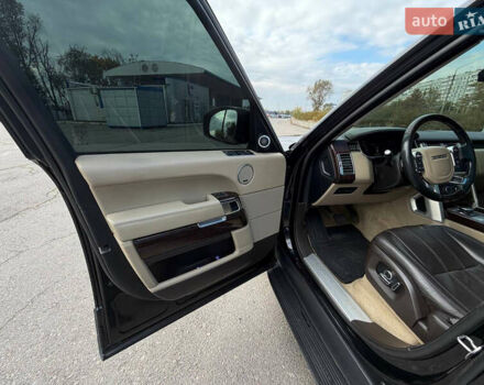 Чорний Ленд Ровер Рендж Ровер, об'ємом двигуна 3 л та пробігом 215 тис. км за 39999 $, фото 27 на Automoto.ua