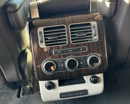 Чорний Ленд Ровер Рендж Ровер, об'ємом двигуна 3 л та пробігом 119 тис. км за 40000 $, фото 21 на Automoto.ua