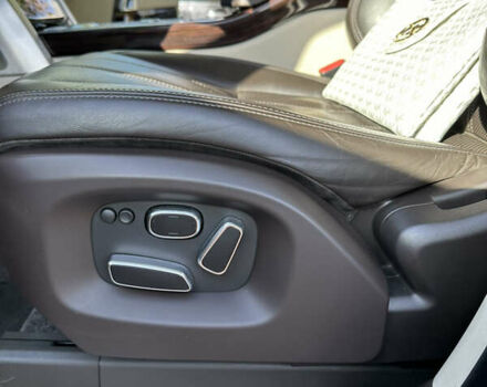 Чорний Ленд Ровер Рендж Ровер, об'ємом двигуна 3 л та пробігом 119 тис. км за 40000 $, фото 18 на Automoto.ua