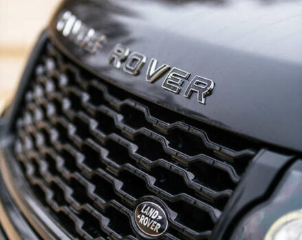 Черный Ленд Ровер Рендж Ровер, объемом двигателя 5 л и пробегом 129 тыс. км за 50000 $, фото 2 на Automoto.ua
