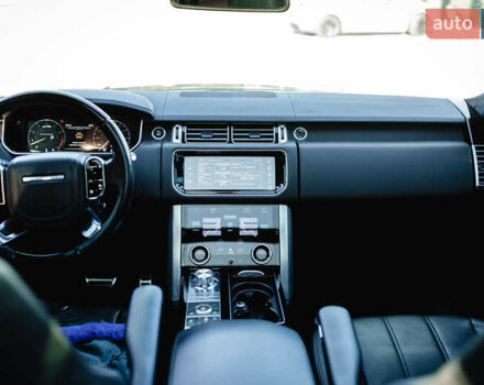 Чорний Ленд Ровер Рендж Ровер, об'ємом двигуна 5 л та пробігом 106 тис. км за 44900 $, фото 13 на Automoto.ua