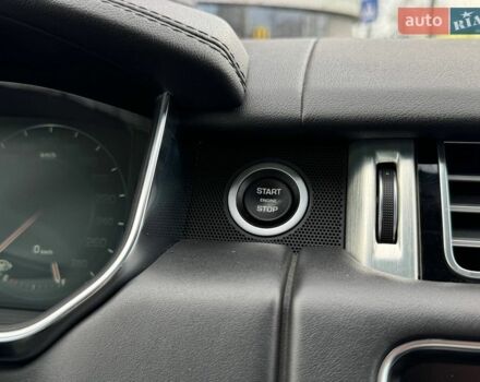 Чорний Ленд Ровер Рендж Ровер, об'ємом двигуна 5 л та пробігом 140 тис. км за 35990 $, фото 31 на Automoto.ua