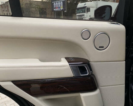 Чорний Ленд Ровер Рендж Ровер, об'ємом двигуна 4.4 л та пробігом 130 тис. км за 50000 $, фото 27 на Automoto.ua