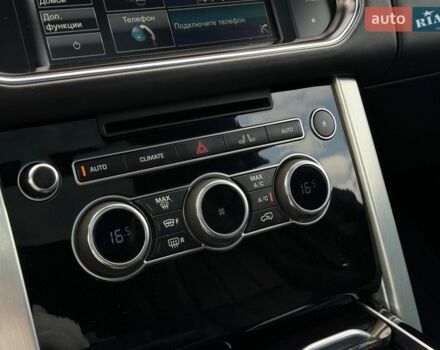 Чорний Ленд Ровер Рендж Ровер, об'ємом двигуна 5 л та пробігом 140 тис. км за 35990 $, фото 34 на Automoto.ua