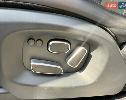 Чорний Ленд Ровер Рендж Ровер, об'ємом двигуна 3 л та пробігом 248 тис. км за 25900 $, фото 47 на Automoto.ua