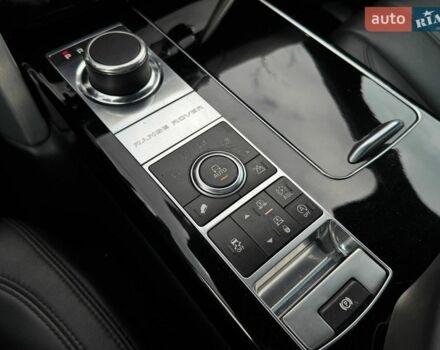 Чорний Ленд Ровер Рендж Ровер, об'ємом двигуна 5 л та пробігом 140 тис. км за 35990 $, фото 37 на Automoto.ua